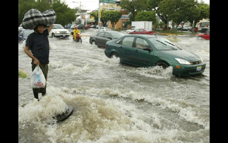 Las Lluvias Incremental Accidentes Viales Por Alcance El Informador