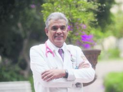 David Leal Mora lucha porque la medicina no se base únicamente en el aspecto físico y de curación de enfermedades. EL INFORMADOR / E. Barrera