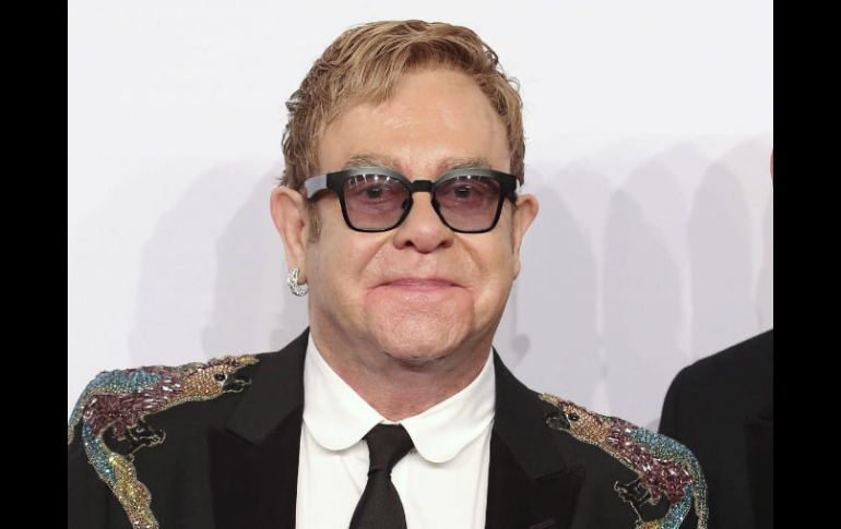 Elton John escribirá las canciones para la adaptación teatral. AP / ARCHIVO