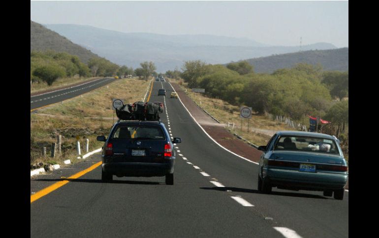 La carretera Lagos de Moreno-Guadalajara con ramal a Yahualica es la vía jalisciense con más accidentes. EL INFORMADOR / ARCHIVO