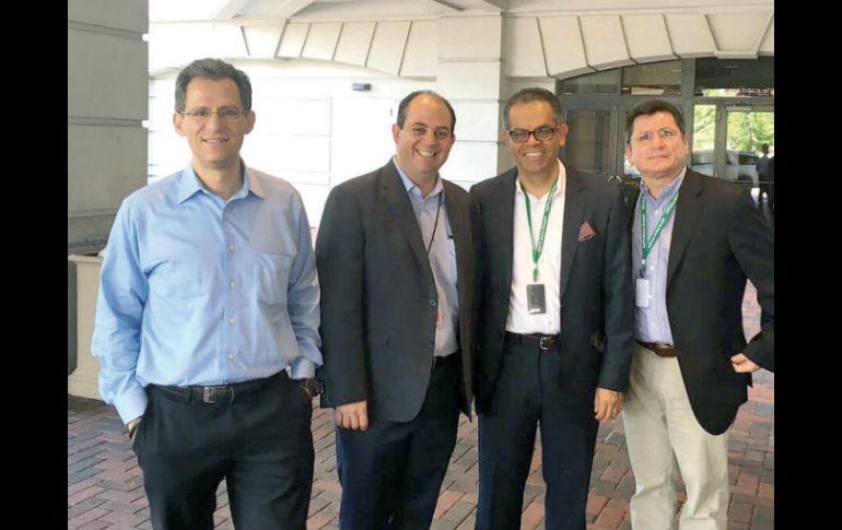 En la foto, el equipo de negociación mexicano, liderado por Kenneth Smith (i). SUN / I. Saldaña