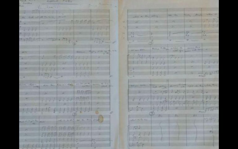 La partitura incluye en sus anotaciones que la canción se haría en Abbey Road y que incluiría cuatro violines, dos violas y dos chelos. ESPECIAL /