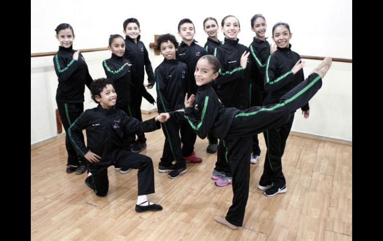 Los jóvenes bailarines de la Academia Doris Topete. EL INFORMADOR / A. Camacho