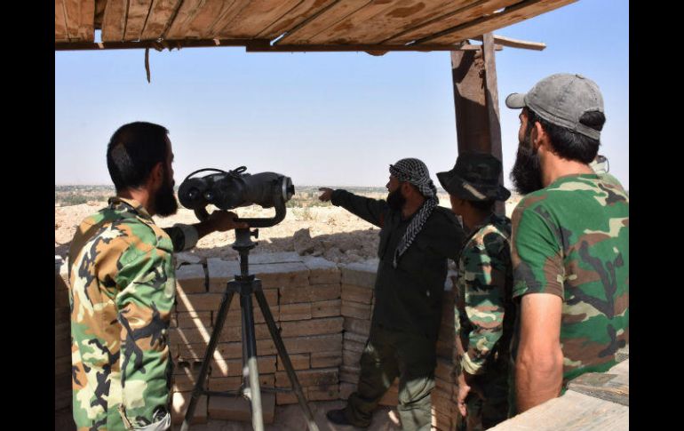 La coalición presta apoyo a las Fuerzas de Siria Democrática, que comenzaron una ofensiva contra el Estado Islámico en Deir al Zur. AFP / G. Ourfalian