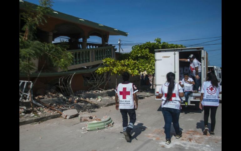 Cruz Roja Mexicana en sus centros de acopio, ubicados en 16 estados del país, ha recolectado hasta el momento 516 toneladas de ayuda. NTX /