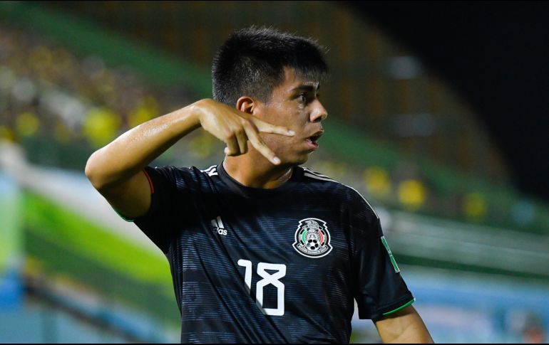 Tras su convocatoria al primer equipo de la Selección Mexicana, Efraían Álvarez ha atraído a los reflectores en los últimos días. Imago7 / ARCHIVO