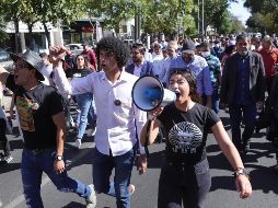 Miembros de la comunidad universitaria de la UdeG llevaron a cabo una manifestación para condenar lo que consideran una persecución política. EL INFORMADOR/C. Zepeda