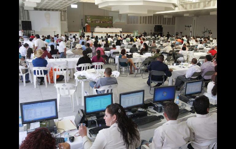 En el marco de los festejos por el tercer aniversario de la Gran Alianza por Jalisco, se realizaron varias mesas de trabajo. A. CAMACHO  /