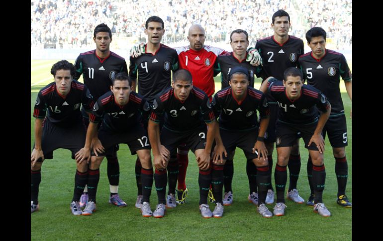 El Tricolor usó la camisa negra el jueves ante Italia y volverá a ponérsela el viernes ante Sudáfrica. REUTERS  /