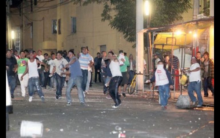 El supuesto robo de los menores originó que la semana pasada vecinos del barrio de Tepito bloquearan distintas avenidas. EL UNIVERSAL  /