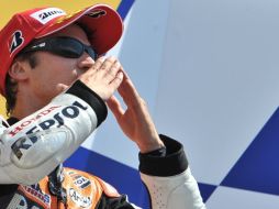 Dani Pedrosa espera superar a Valentino Rossi en la MotoGP aprovechando su lesión. AFP  /