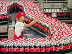 Coke también distribuirá Canada Dry, C'Plus y Schweppes en Canadá. AP  /