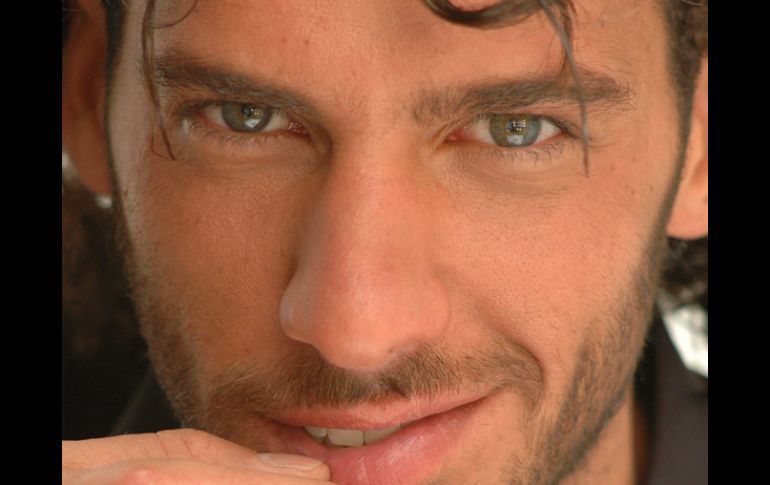 El actor Erick Elías participa actualmente en la telenovela ''Niña de mi corazón''. ESPECIAL  /