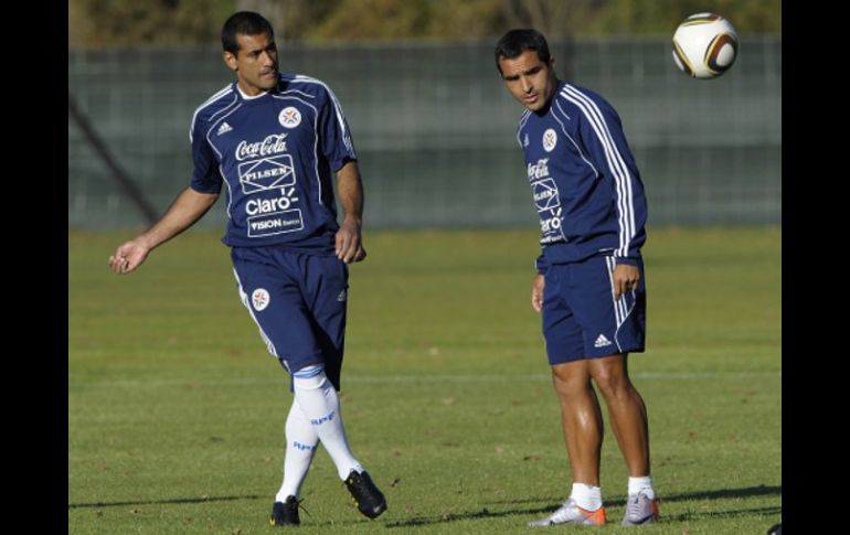 El defensa de Paraguay, Paulo Da Silva durante un entrenamiento de la Selección. AFP  /