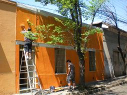 Pintar la casa puede ser un momento de relajación y convivo. ESPECIAL  /