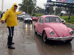 La Secretaría de Vialidad dispondrá de mil 700 elementos operativos durante el temporal para atender contingencias. ARCHIVO  /