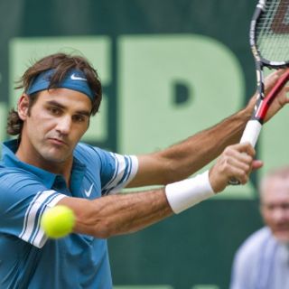 Federer y Hewitt van por el título en Halle