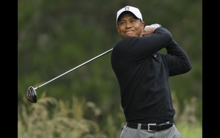 Tiger Woods durante sus prácticas en Pebble Beach. AP  /