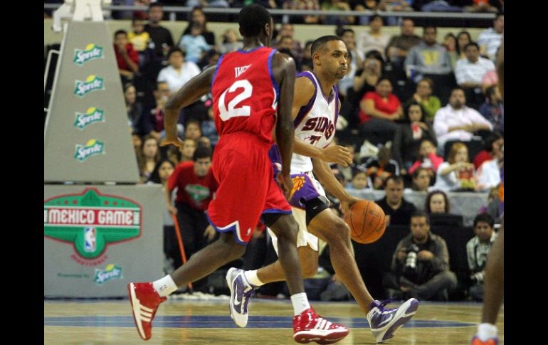 Phoenix durante el juego de pretemporada en Monterrey 2009. MEXSPORT  /