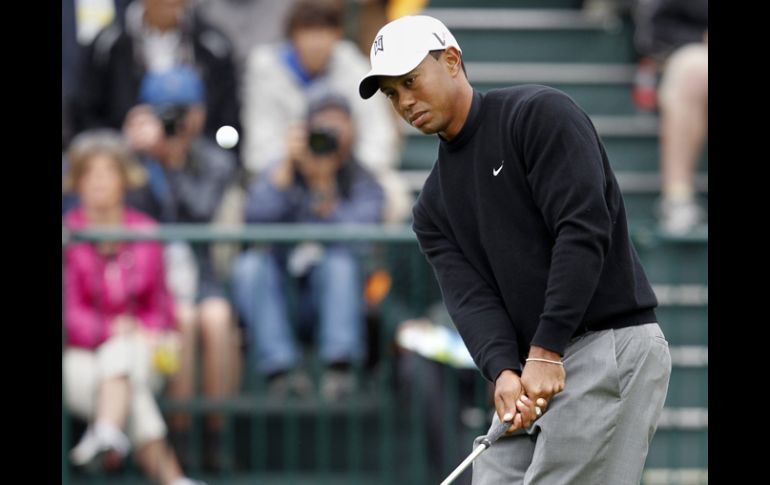 Tiger Woods se prepara para comenzar a jugar desde mañana el segundo “Major” del año de la PGA. REUTERS  /