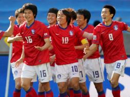 Ahora Corea del Sur va contra Argentina en su segundo partido en el Mundial de Sudáfrica 2010. EFE  /