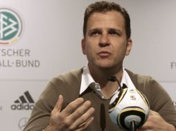 Oliver Bierhoff, mánager de Alemania quiere mejor desempeño por parte del equipo. REUTERS  /