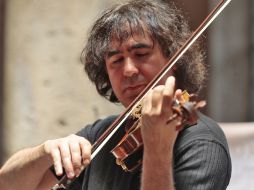 Vesselin Demirev tiene el reto de interpretar una sinfonía de Beethoven que, en su opinión, “es muy filosófica''.  S. NÚÑEZ  /