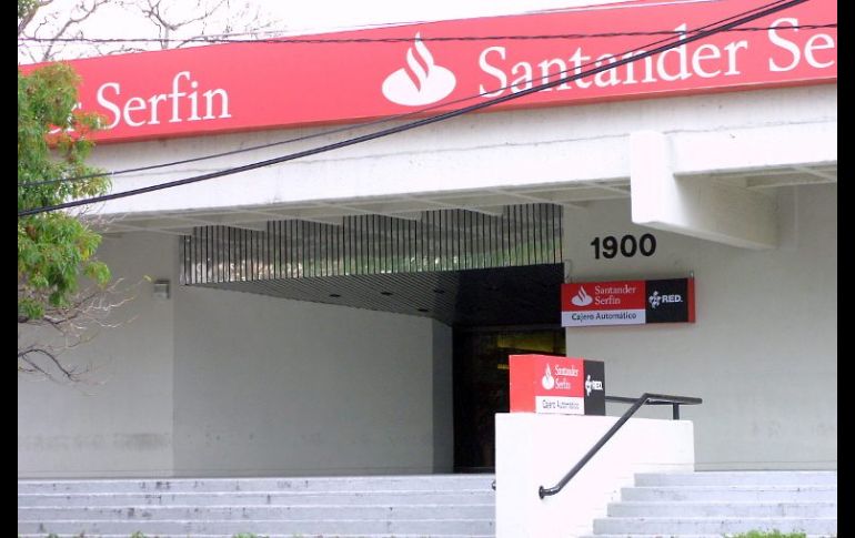 Santander asegura que los precios de energéticos son un riesgo para la inflación. ARCHIVO  /