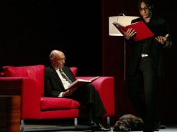 En su última visita a Guadalajara, José Saramago participó en una lectura a dos voces con el actor mexicano Gael García. S NUÑEZ  /