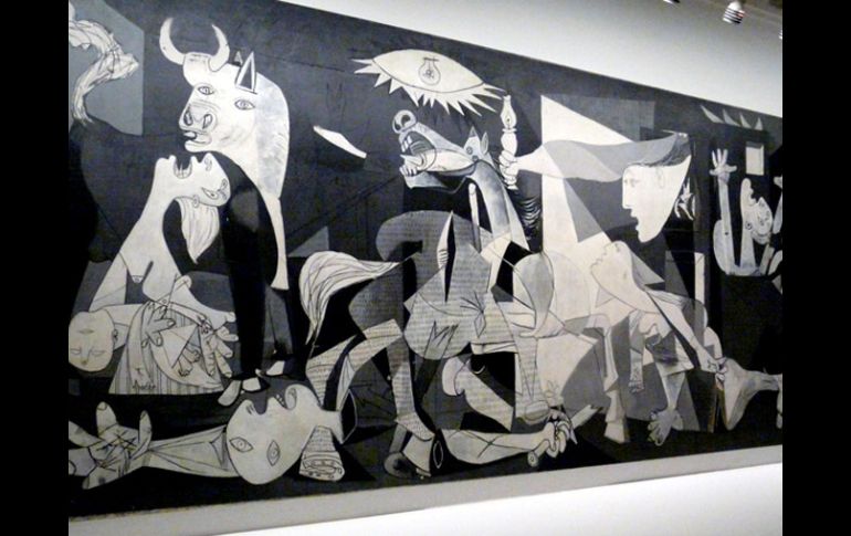 Más de 70 años después de su nacimiento, el Guernica sigue aglomerando nuevos seguidores. ESPECIAL  /