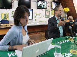 Mockus invitó a sus compatriotas a votar masivamente. EFE  /