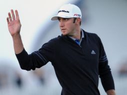 Dustin Johnson toma el liderato en el US Open. AFP  /