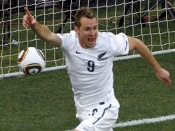 El delantero Shane Smeltz en el festejo de su gol. REUTERS  /