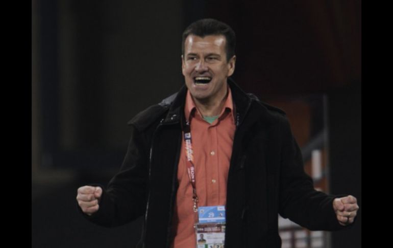 El seleccionador de Brasil, Dunga, dunrante el partido de futbol ante Costa de Marfil. AFP  /