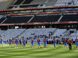 Portugal reconoció la cancha del Estadio Green Point. EFE  /