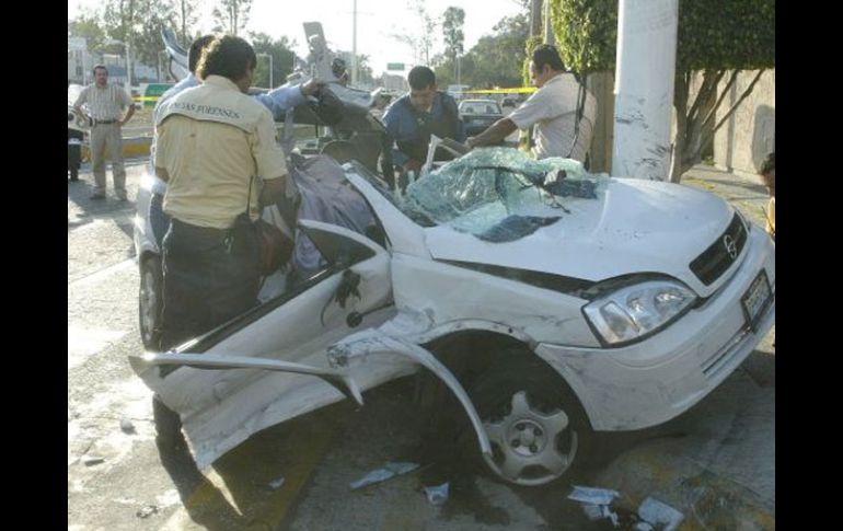 La ingesta de embriagantes con el volante puede traer como consecuencia accidentes graves. ARCHIVO  /