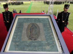 Las banderas que fueron arrebatadas al general Ignacio Allende serán mostradas al público, por primera vez, en Palacio Nacional. EFE  /