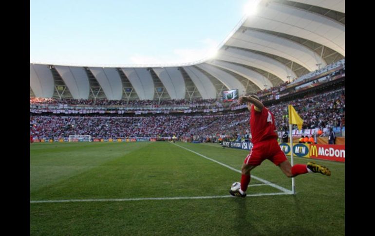 Los entrenamientos fueron restringidos en el Estadio Nelson Mandela Bay. EFE  /