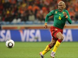 Rigobert Song, durante el encuentro entre Camerún y Holanda. AFP  /