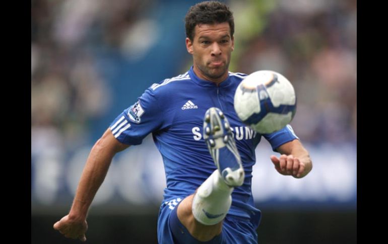 El internacional alemán Michael Ballack, cuando militaba con el Chelsea. AP  /