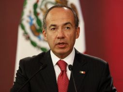 El Presidente Felipe Calderón Hinojosa partió a Toronto, Canadá, para participar en la IV Cumbre de líderes del Grupo de los Veinte .AP  /