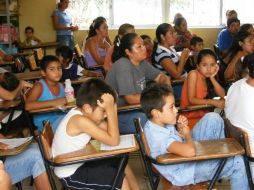 Cada año, las escuelas públicas recaudan alrededor de 17 mil millones de pesos. ESPECIAL  /