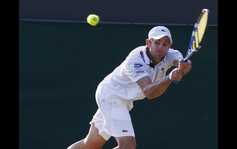 Andy Roddick cayó en un duelo maratónico de cuatro horas y media, ante el taiwanés de 26 años, Yen-hsun Lu. AP  /