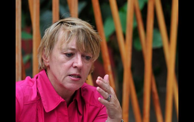 Jody Williams, Nobel de la Paz 1997, asegura que no volverá a México si no se repara la vida a los afectados. EFE  /