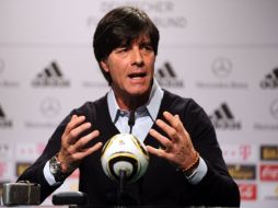 El entrenador de la Seleccion de Alemania, en la rueda de prensa de hoy. AFP  /