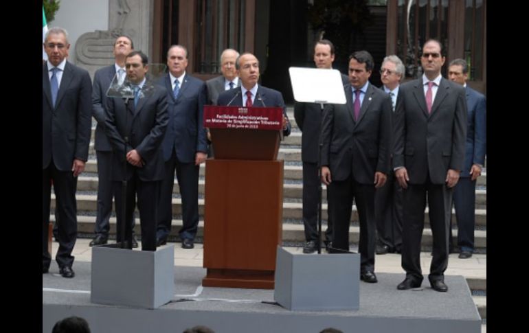 El Presidente se reunió en Los Pinos con miembros del CCE. NTX  /