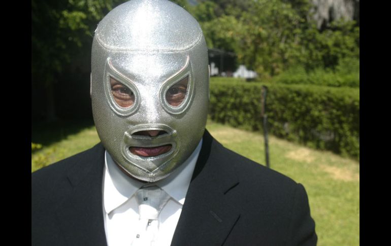 El Hijo del Santo narrará sus inicios en el mundo de la lucha libre mexicana en un programa especial. ESPECIAL  /