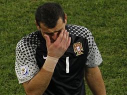 Eduardo, guardameta de la Selección de Portugal en el partido de la eliminación de su Selección. AP  /