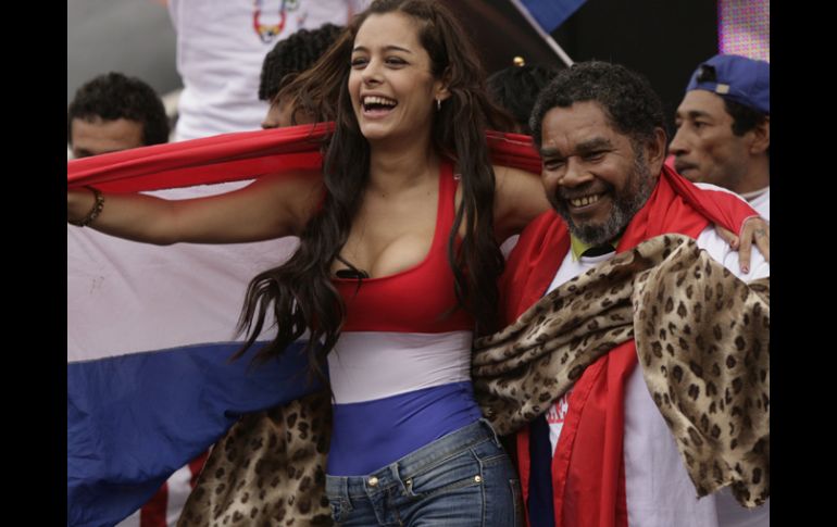 Larissa Riquelme se desnudaría si Paraguay llega a semifinales. AP  /