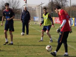 Los jugadores de la Selección española en el entrenamiento de hoy. REUTERS  /